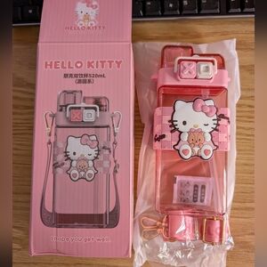 NWT / NIB - Licensed Sanrio Hello Kitty Drink Bottle / Canteen w Strap